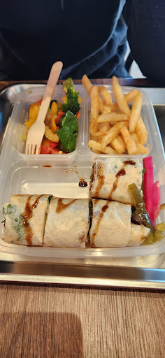 Photo of Shawarmaz St Leonard - 5790 Bd des Grandes-Prairies, Saint-Léonard, QC H1R 1B5