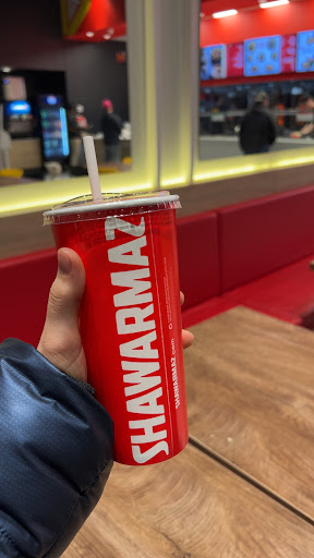 Photo of Shawarmaz St Leonard - 5790 Bd des Grandes-Prairies, Saint-Léonard, QC H1R 1B5
