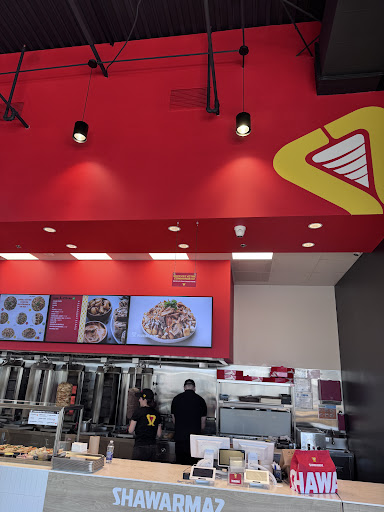 Photo of Shawarmaz St Leonard - 5790 Bd des Grandes-Prairies, Saint-Léonard, QC H1R 1B5