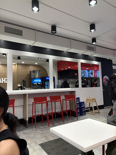 Photo of Shawarmaz - 1340 Rue Sainte-Catherine, Montréal, QC H3G 1P6
