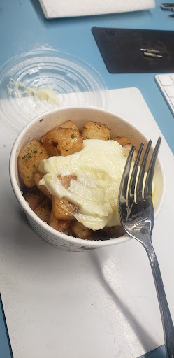 Photo of Restaurant Boustan - 3510A Bd des Sources, Montréal, QC H9B 1Z9