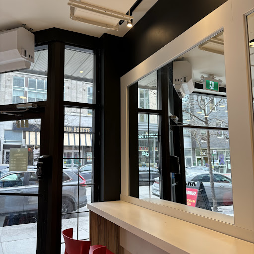 Photo of Shawarmaz UQAM - 277 Rue Sainte-Catherine E, Montréal, QC H2X 1L5