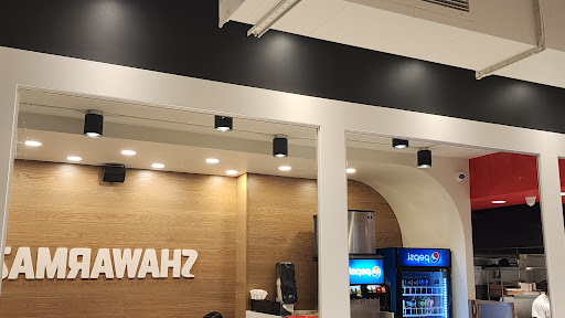 Photo of Shawarmaz UQAM - 277 Rue Sainte-Catherine E, Montréal, QC H2X 1L5