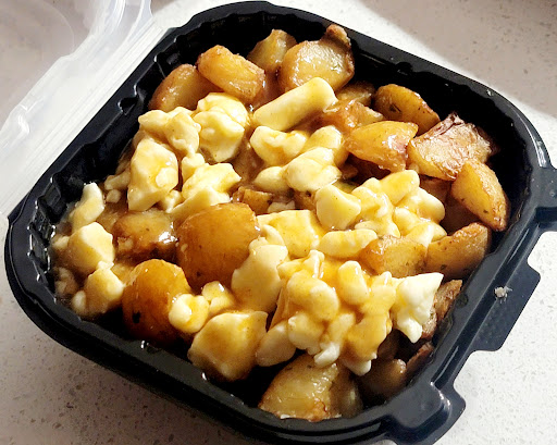 Photo of Restaurant Boustan - 2020A Rue Crescent, Montréal, QC H3G 2B8