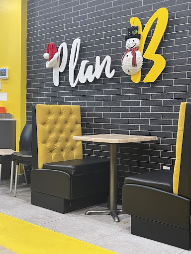 Photo of Restaurant planB (l’univers du naan) - 5334 Chem. Queen Mary, Montréal, QC H3X 1T8