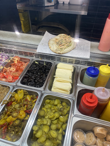 Photo of Restaurant planB (l’univers du naan) - 5334 Chem. Queen Mary, Montréal, QC H3X 1T8