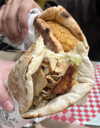 Photo of Restaurant planB (l’univers du naan) - 5334 Chem. Queen Mary, Montréal, QC H3X 1T8