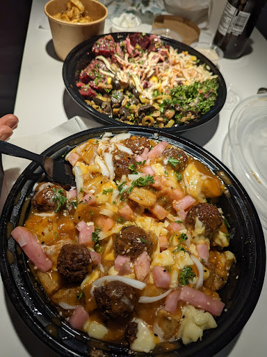 Photo of Shawarmaz Vaudreuil-Dorion - 3200 Bd de la Gare #120, Vaudreuil-Dorion, QC J7V 8W5