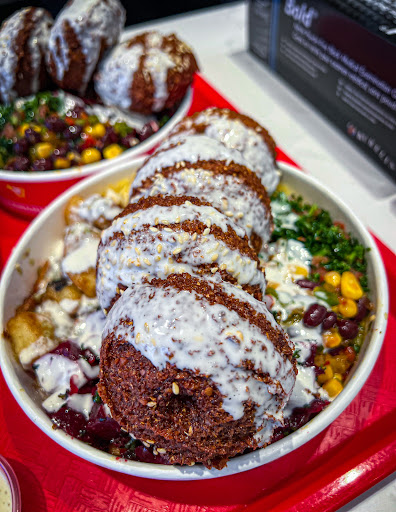 Photo of Shawarmaz Vaudreuil-Dorion - 3200 Bd de la Gare #120, Vaudreuil-Dorion, QC J7V 8W5