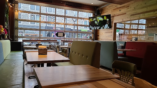 Photo of KEBABVILLE ET CHOCO - 929 Avenue du Mont-Royal E, Montréal, QC H2J 1X3