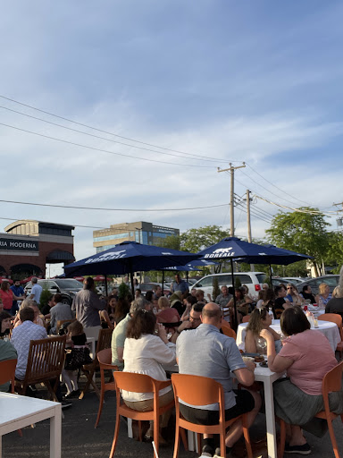 Photo of Omnivore West Island - 3750 Boul. Saint-Jean, Dollard-des-Ormeaux, QC H9G 1X2