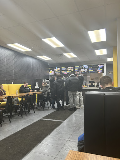 Photo of Shawarma MTL - 1290 Rue Jarry E, Montréal, QC H2P 1X1