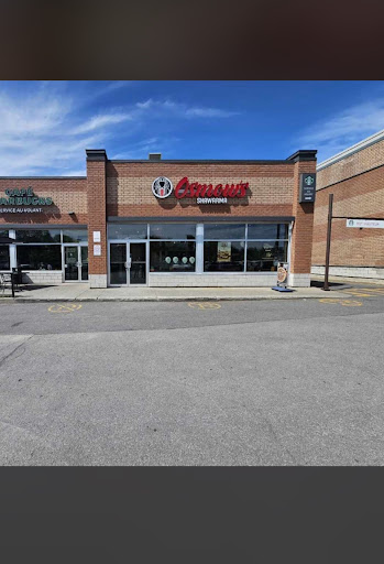 Photo of Osmow's Shawarma - 7100 Boul Langelier, Saint-Léonard, QC H1S 2X6