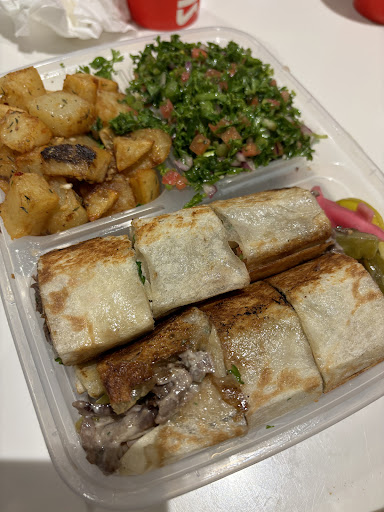 Photo of Shawarmaz Curé-Labelle - 2159 Bd du Curé-Labelle, Laval, QC H7T 1R3