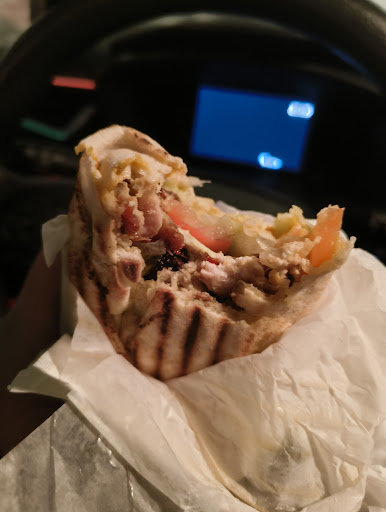 Photo of La Shish Airlie - 9150 Rue Airlie, LaSalle, QC H8R 2T6