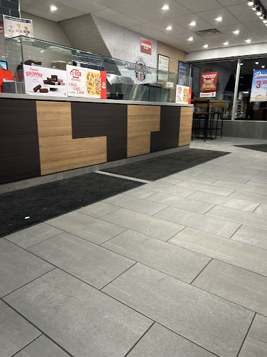 Photo of Osmow's Shawarma - 1604 Avenue du Mont-Royal E, Montréal, QC H2J 1Z2