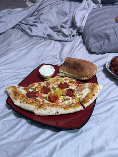 Photo of Family Pizza & Shawerma - 4438 Ontario St, Beamsville, ON L3J 0A4