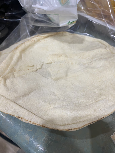 Photo of Shawarma Alzaeem - 1235 Fairview St Unit C4, Burlington, ON L7S 1Y3