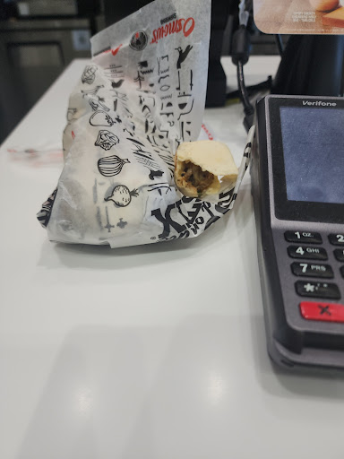 Photo of Osmow's Shawarma - 343 Glendale Ave unit 105, St. Catharines, ON L2T 1K1