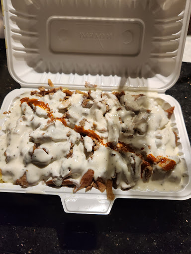 Photo of Lazeez Shawarma - 3465 Platinum Dr unit 102, Mississauga, ON L5M 2S1