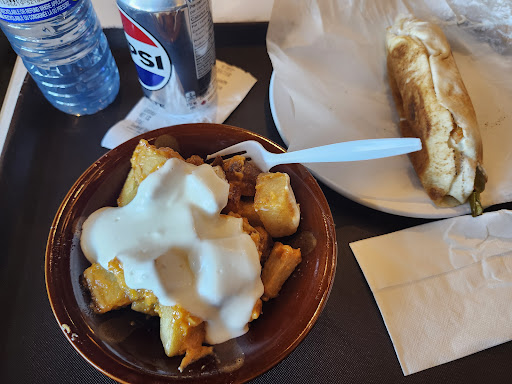 Photo of Royal Rooster Shawarma - 3987 Riverside Dr. Unit 1, Ottawa, ON K1V 1C1