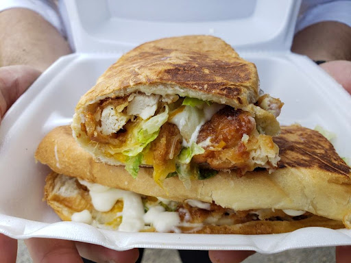Photo of Abu Omar Halal - Sugar Land, TX - 9931 S Texas 6, Sugar Land, TX 77498, USA