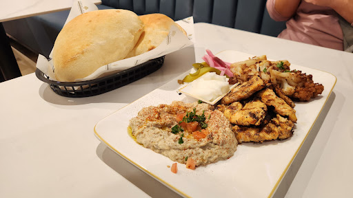 Photo of Abdallah’s - 2795 Katy Fwy suite 100, Houston, TX 77007, USA