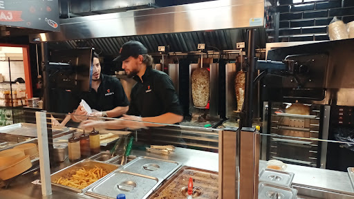 Photo of Shelby's Legendary Shawarma - Myrand - 853 Av. Myrand, Sainte-Foy–Sillery–Cap-Rouge, QC G1V 2V8