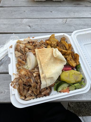 Photo of Pasha Shish Taouk - 1177 12e Avenue N, Sherbrooke, QC J1E 2X4
