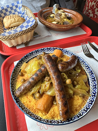 Photo of Saveurs du Monde - Halal - Shawarma - Couscous - Falafel - Shish Taouk - 847 Rue Saint-Jean, Québec, QC G1R 1R2