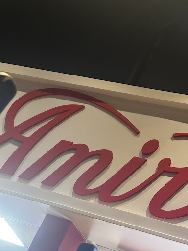 Photo of Amir - 980 Rue Bouvier, Québec, QC G2J 1A3