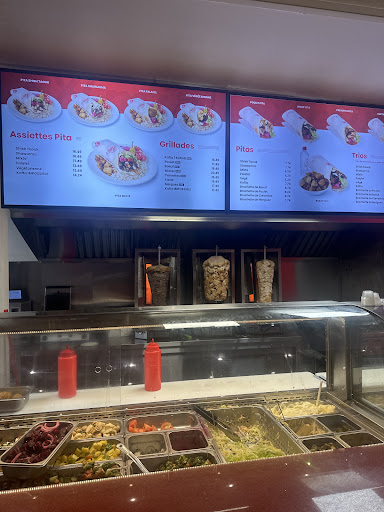 Photo of Amir - 980 Rue Bouvier, Québec, QC G2J 1A3