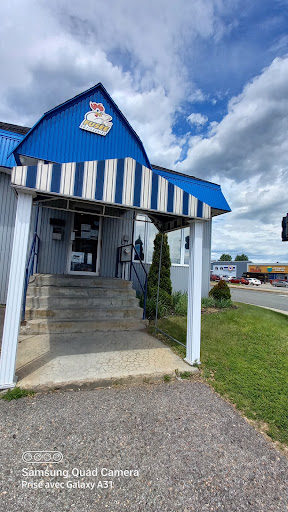Photo of Rôtisseries Fusée - 680 Bd Thibeau, Trois-Rivières, QC G8T 7A1