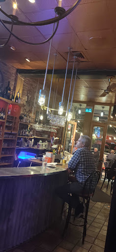 Photo of Restaurant Les Ailes Piquantes Buffalo Trois Rivières - 331 Rue des Forges, Trois-Rivières, QC G9A 2G9