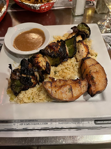 Photo of Restaurant Les Ailes Piquantes Buffalo Trois Rivières - 331 Rue des Forges, Trois-Rivières, QC G9A 2G9