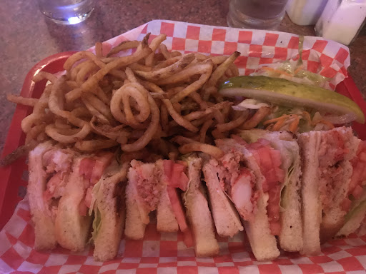 Photo of Restaurant Les Ailes Piquantes Buffalo Trois Rivières - 331 Rue des Forges, Trois-Rivières, QC G9A 2G9