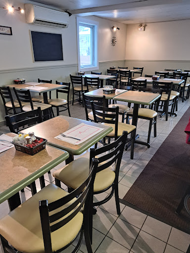 Photo of Alo Shish Taouk Lebanese Food Restaurant - 5825 Rue Gauthier, Terrebonne, QC J7M 1R6