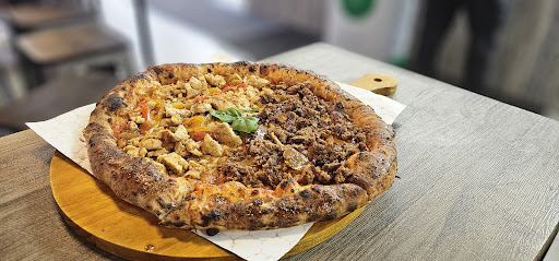 Photo of Bistro Habibi - 1280 Bd des Récollets, Trois-Rivières, QC G8Z 3X2