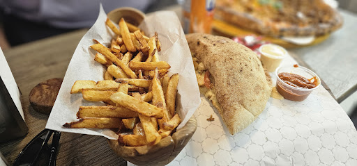Photo of Bistro Habibi - 1280 Bd des Récollets, Trois-Rivières, QC G8Z 3X2