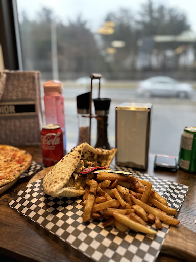 Photo of Bistro Habibi - 1280 Bd des Récollets, Trois-Rivières, QC G8Z 3X2