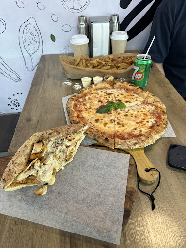 Photo of Bistro Habibi - 1280 Bd des Récollets, Trois-Rivières, QC G8Z 3X2
