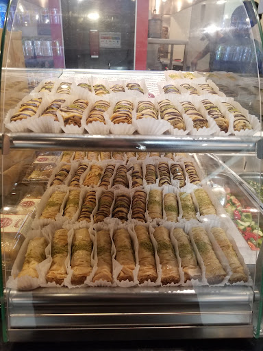 Photo of Restaurant Boustan - 2247 Bd Roland-Therrien, Longueuil, QC J4N 1P2