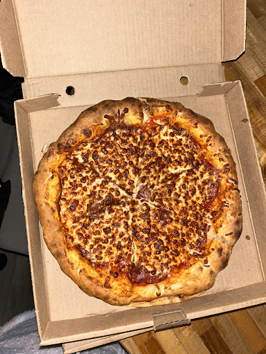 Photo of Botan Pizza - 30 Rue des Forges, Trois-Rivières, QC G9A 2G5