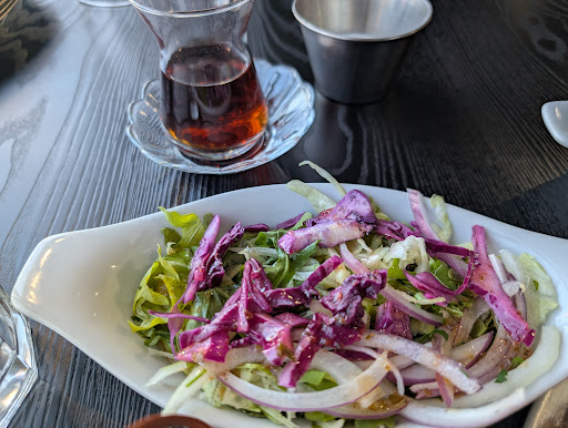 Photo of Istanbul Kebab Trois-rivières - 3097-A Bd des Forges, Trois-Rivières, QC G8Z 1V4
