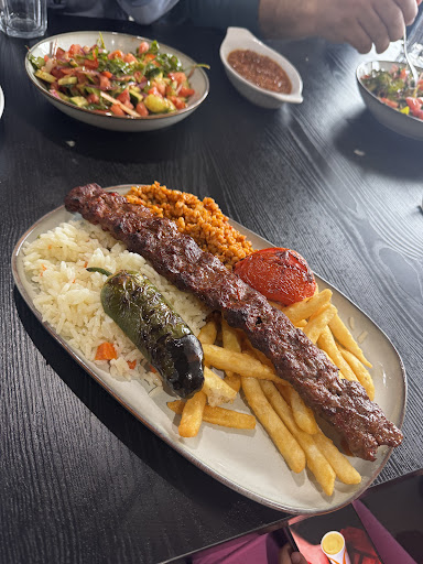 Photo of Istanbul Kebab Trois-rivières - 3097-A Bd des Forges, Trois-Rivières, QC G8Z 1V4
