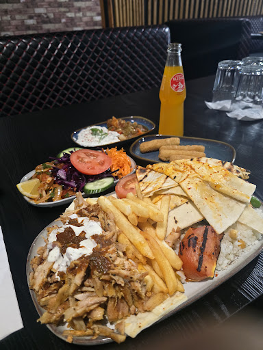 Photo of Istanbul Kebab Trois-rivières - 3097-A Bd des Forges, Trois-Rivières, QC G8Z 1V4