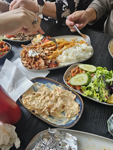 Photo of Istanbul Kebab Trois-rivières - 3097-A Bd des Forges, Trois-Rivières, QC G8Z 1V4