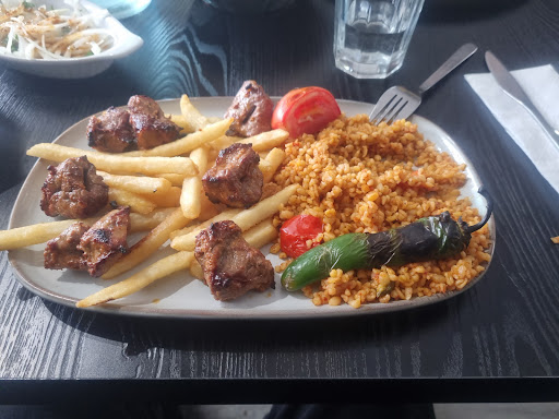 Photo of Istanbul Kebab Trois-rivières - 3097-A Bd des Forges, Trois-Rivières, QC G8Z 1V4