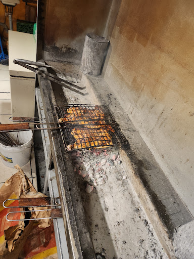 Photo of Crispy Bite (Laheeb Grill & Shawarma previously) - 947 Somerset St W, Ottawa, ON K1R 6R8