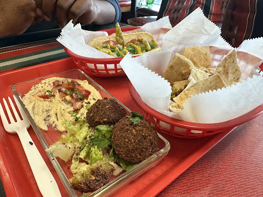 Photo of Classic Red Hots Albasha - Classic Red Hots Albasha, 41 Forum Shopping Center, Chesterfield, MO 63017, USA